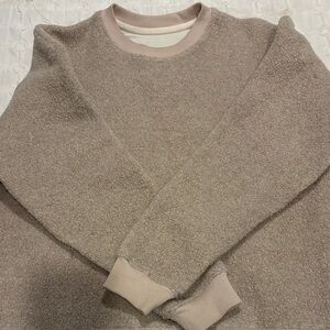 Outdoor Voices mega fleece sweatshirt